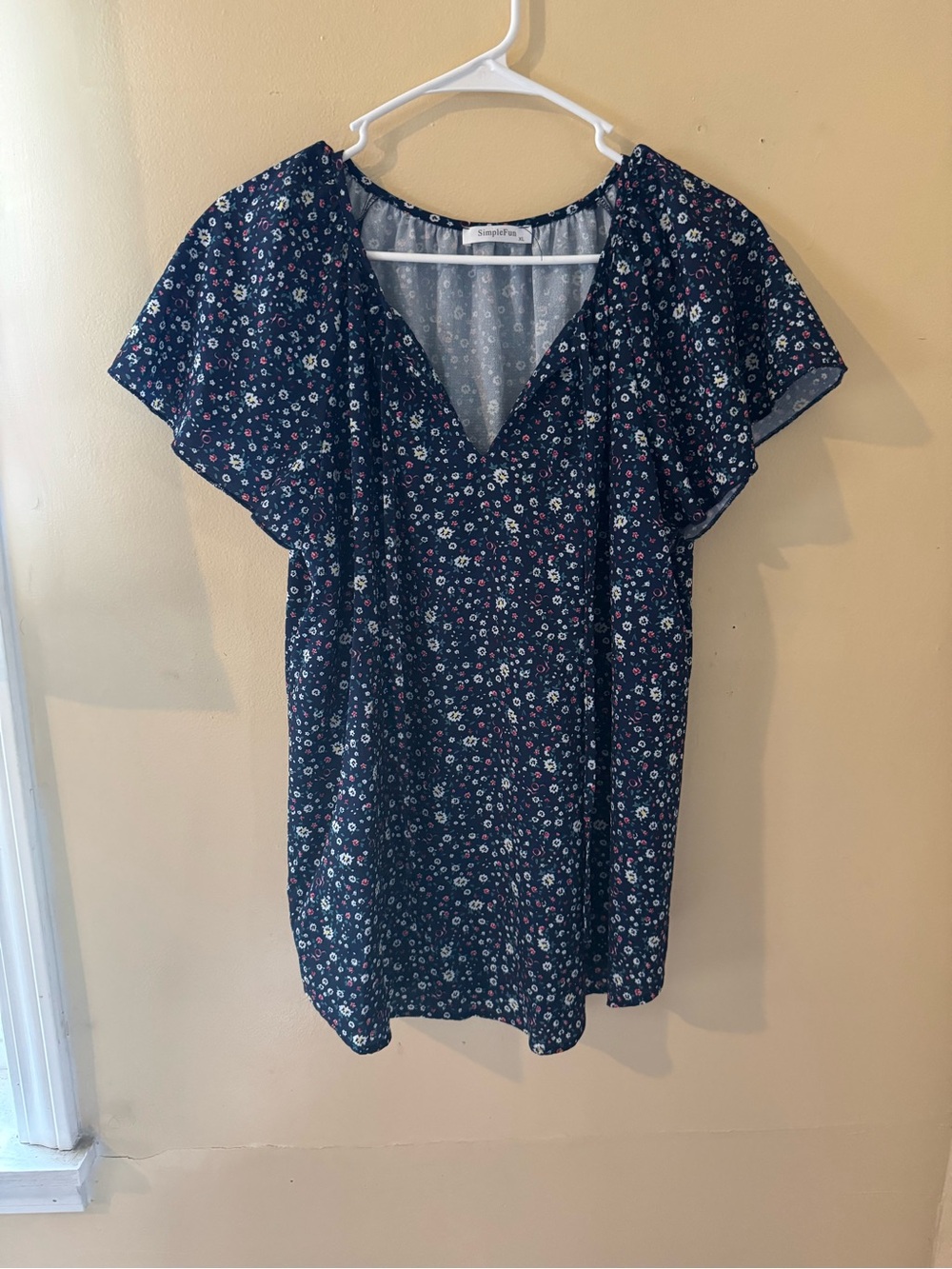 🎄5 for $20 Simple Fun Navy Floral V-Neck Blouse XL Short Sleeve